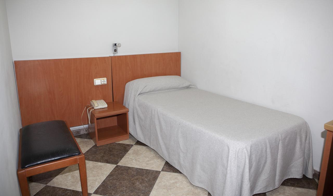 1-HVĚZDIČKOVÝ HOTEL 800 M OD MOŘE - NA KLÍČ A PŘIPRAVEN K POUŽITÍ!