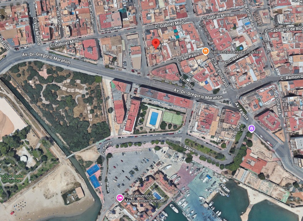 ATTICO LUMINOSO A 300 METRI DAL MARE A TORREVIEJA - GODITI L'AUTENTICO STILE DI VITA MEDITERRANEO
