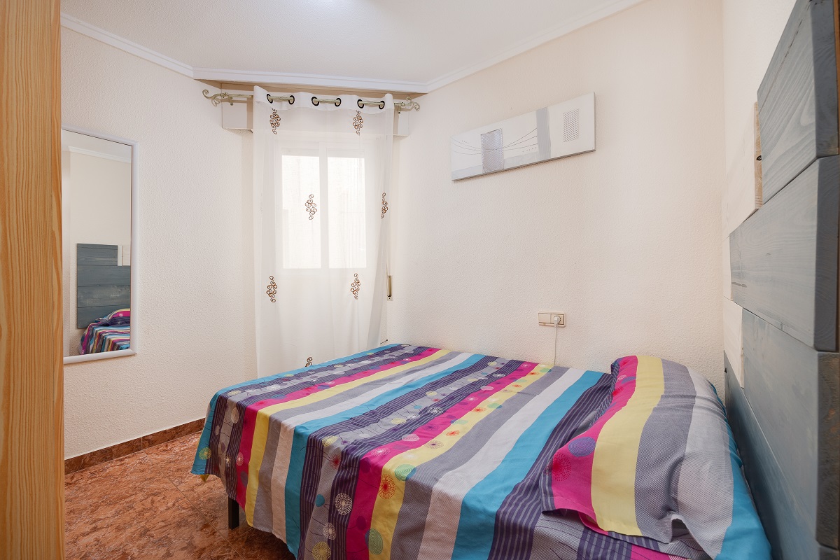 ENCANTADOR APARTAMENTO CON PISCINA, PARKING Y LICENCIA TURÍSTICA