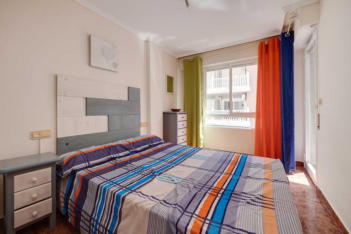 ENCANTADOR APARTAMENTO CON PISCINA, PARKING Y LICENCIA TURÍSTICA