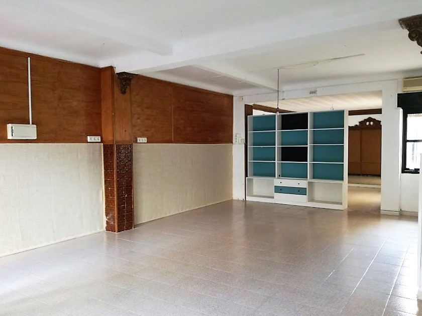 SALE OF COMMERCIAL OR OFFICE IN THE HEART OF TORREVIEJA
