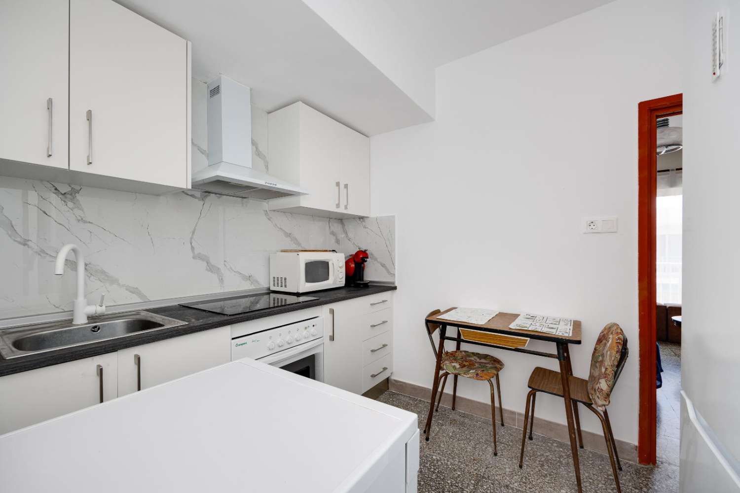 PENTHOUSE SNŮ V PUNTA PRIMA S VELKOU TERASOU, BAZÉNEM A EXKLUZIVNÍMI SPOLEČNÝMI PROSTORY