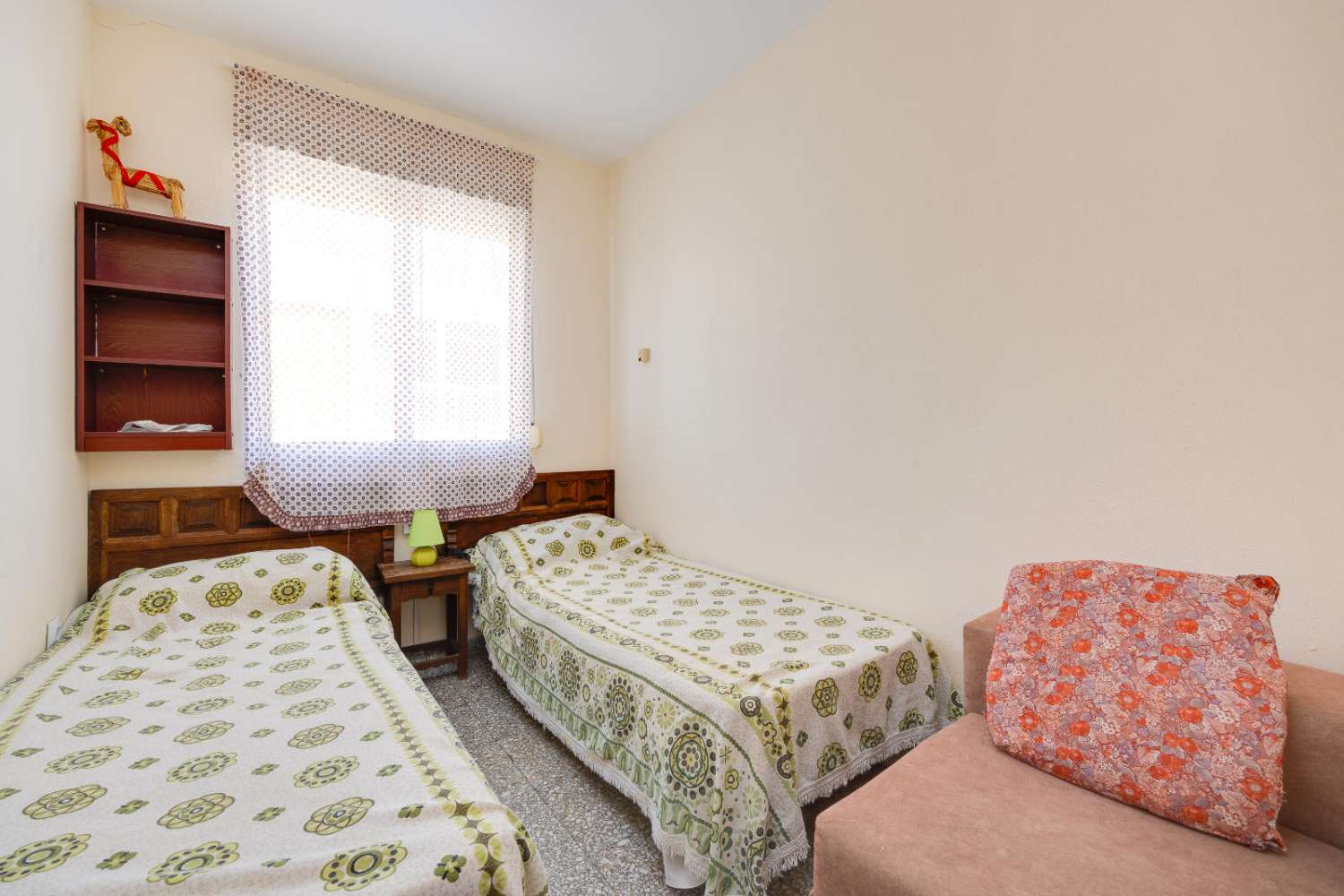 PENTHOUSE SNŮ V PUNTA PRIMA S VELKOU TERASOU, BAZÉNEM A EXKLUZIVNÍMI SPOLEČNÝMI PROSTORY