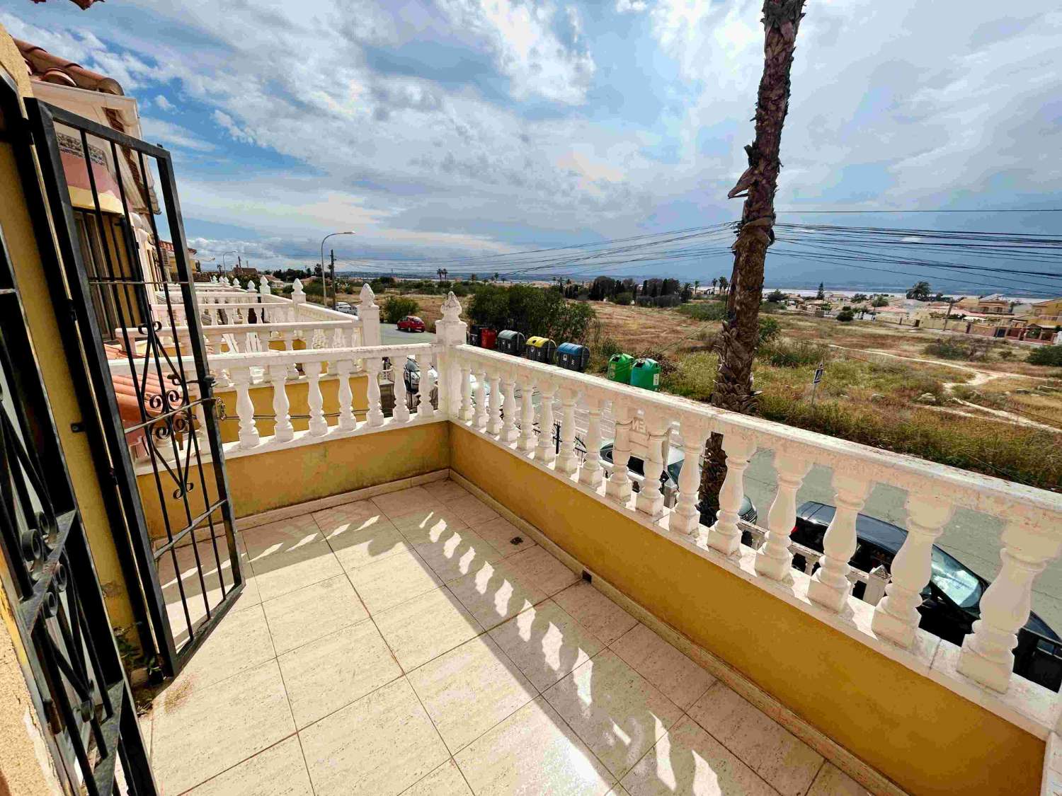 COZY HOUSE FOR SALE IN EL CHAPARRAL – TORREVIEJA