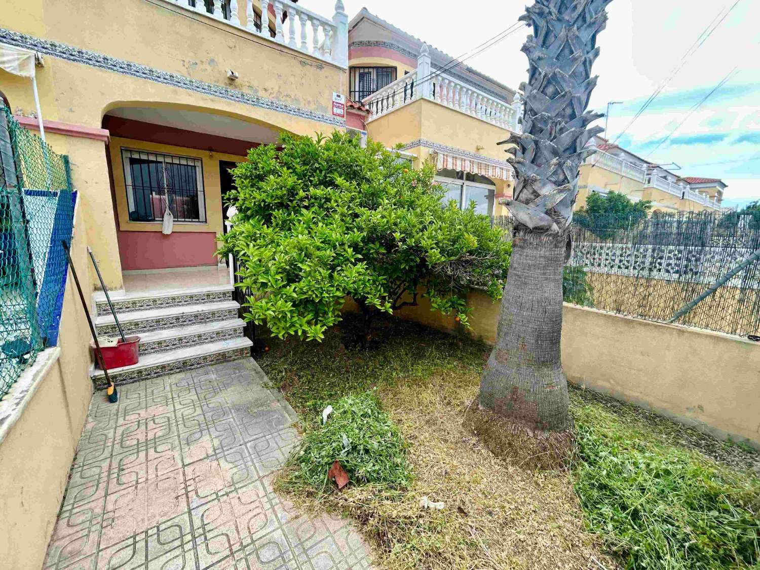 COZY HOUSE FOR SALE IN EL CHAPARRAL – TORREVIEJA