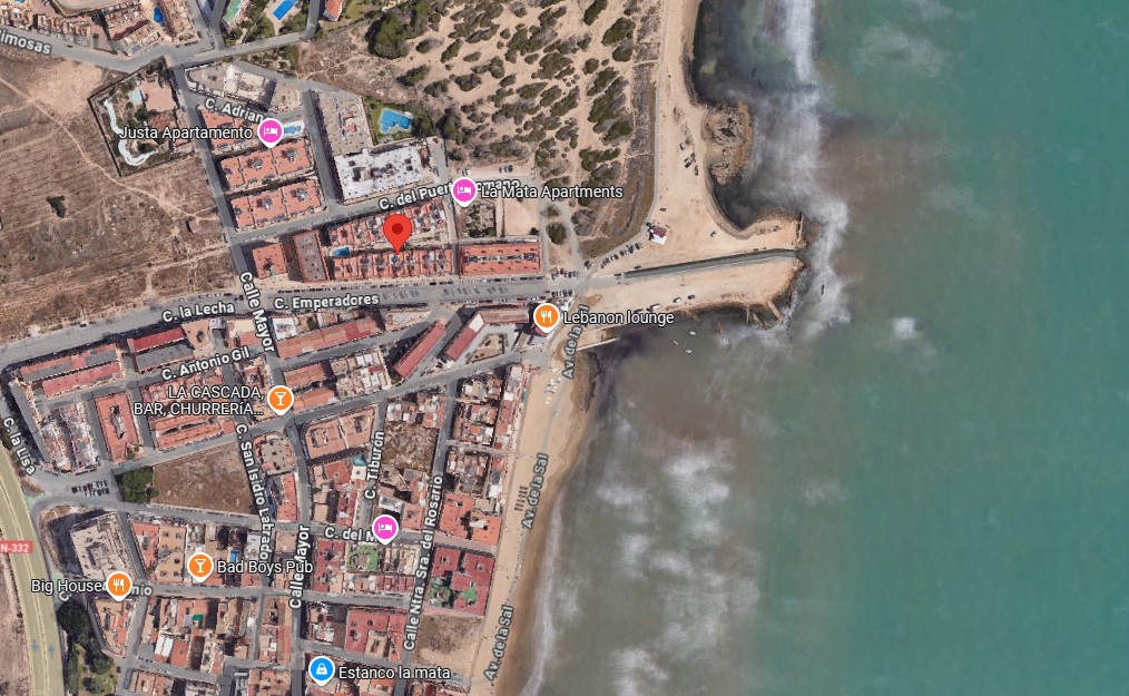 位于拉马塔 （LA MATA） 的完美复式公寓，可欣赏泳池、花园和海景