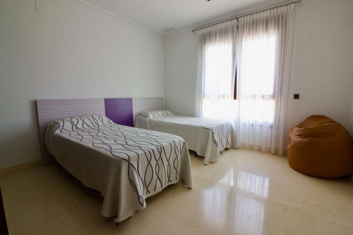 LUXURY VILLA IN CABO ROIG WITH A PLOT OF 1,095 m², PRIVATE POOL AND HIGH-END FINISHES
