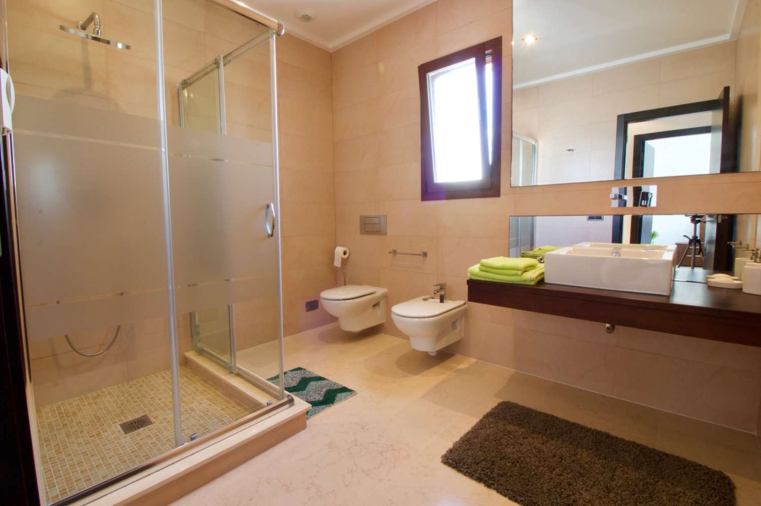 LUXURY VILLA IN CABO ROIG WITH A PLOT OF 1,095 m², PRIVATE POOL AND HIGH-END FINISHES