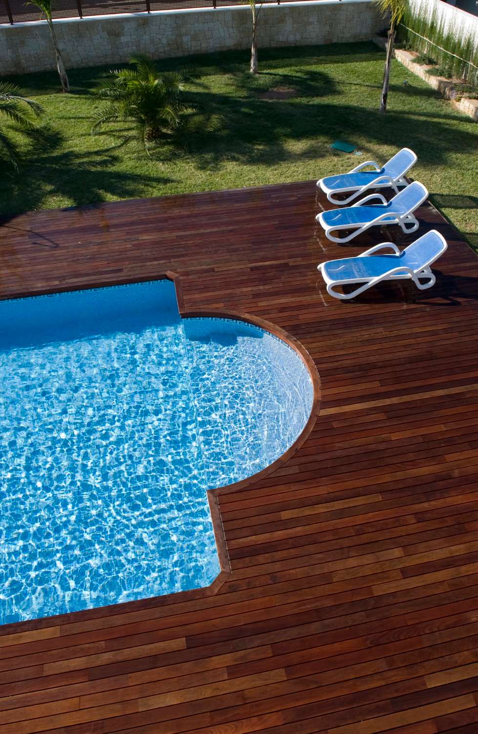 LUXURY VILLA IN CABO ROIG WITH A PLOT OF 1,095 m², PRIVATE POOL AND HIGH-END FINISHES