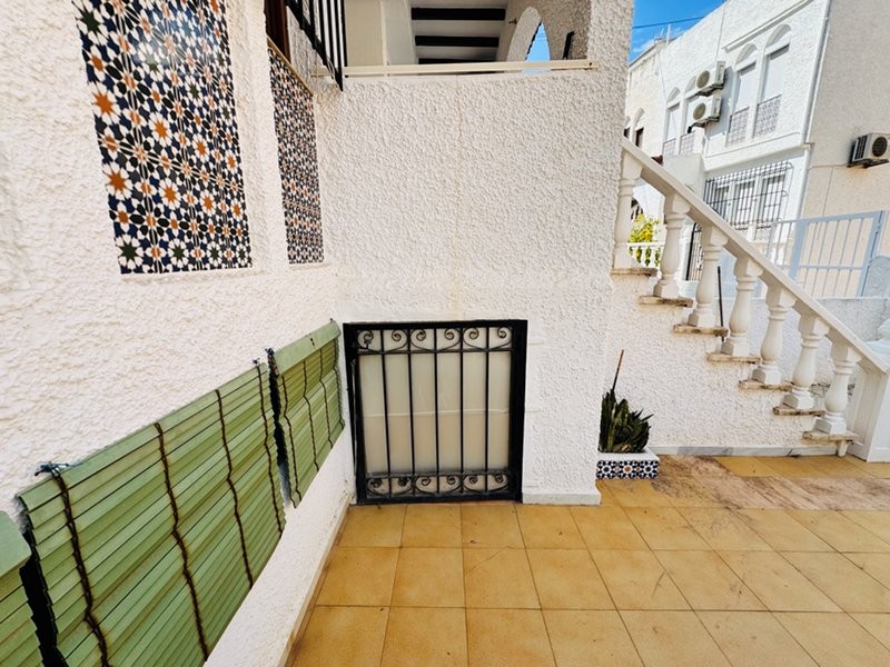 CORNER SEMI-DETACHED DUPLEX JUST 300 METERS FROM THE BEACH IN THE CENTER OF LA MATA