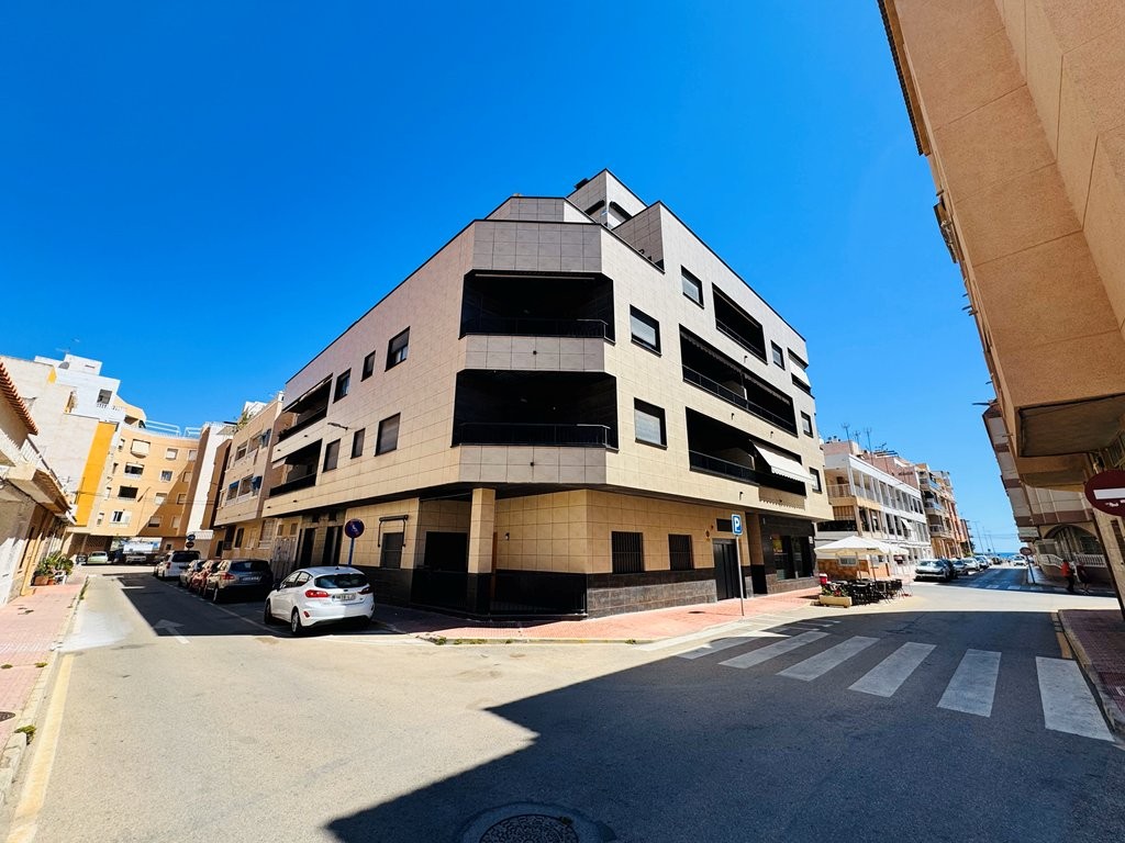 CENTRAL APARTMENT JUST 100 METERS FROM THE BEACH IN LA MATA