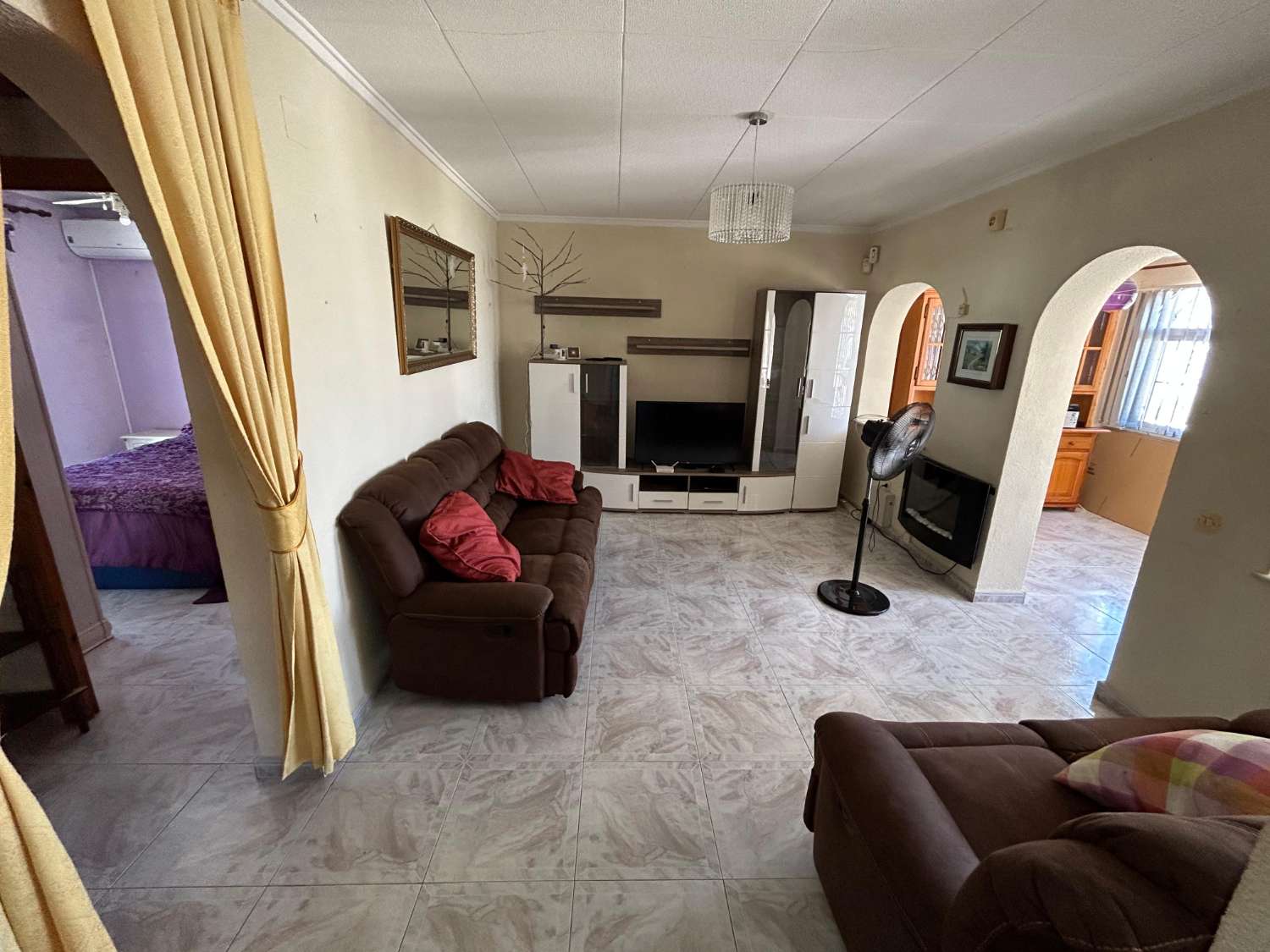 TOWNHOUSE WITH PRIVATE POOL AND PLOT OF 287 M² IN URBANIZATION SAN LUIS – TORREVIEJA
