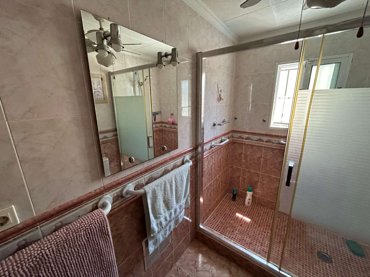 TOWNHOUSE WITH PRIVATE POOL AND PLOT OF 287 M² IN URBANIZATION SAN LUIS – TORREVIEJA