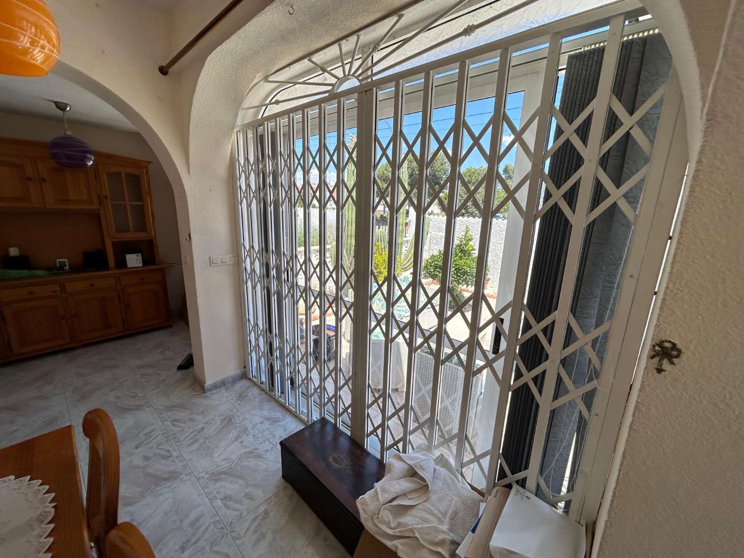 TOWNHOUSE WITH PRIVATE POOL AND PLOT OF 287 M² IN URBANIZATION SAN LUIS – TORREVIEJA