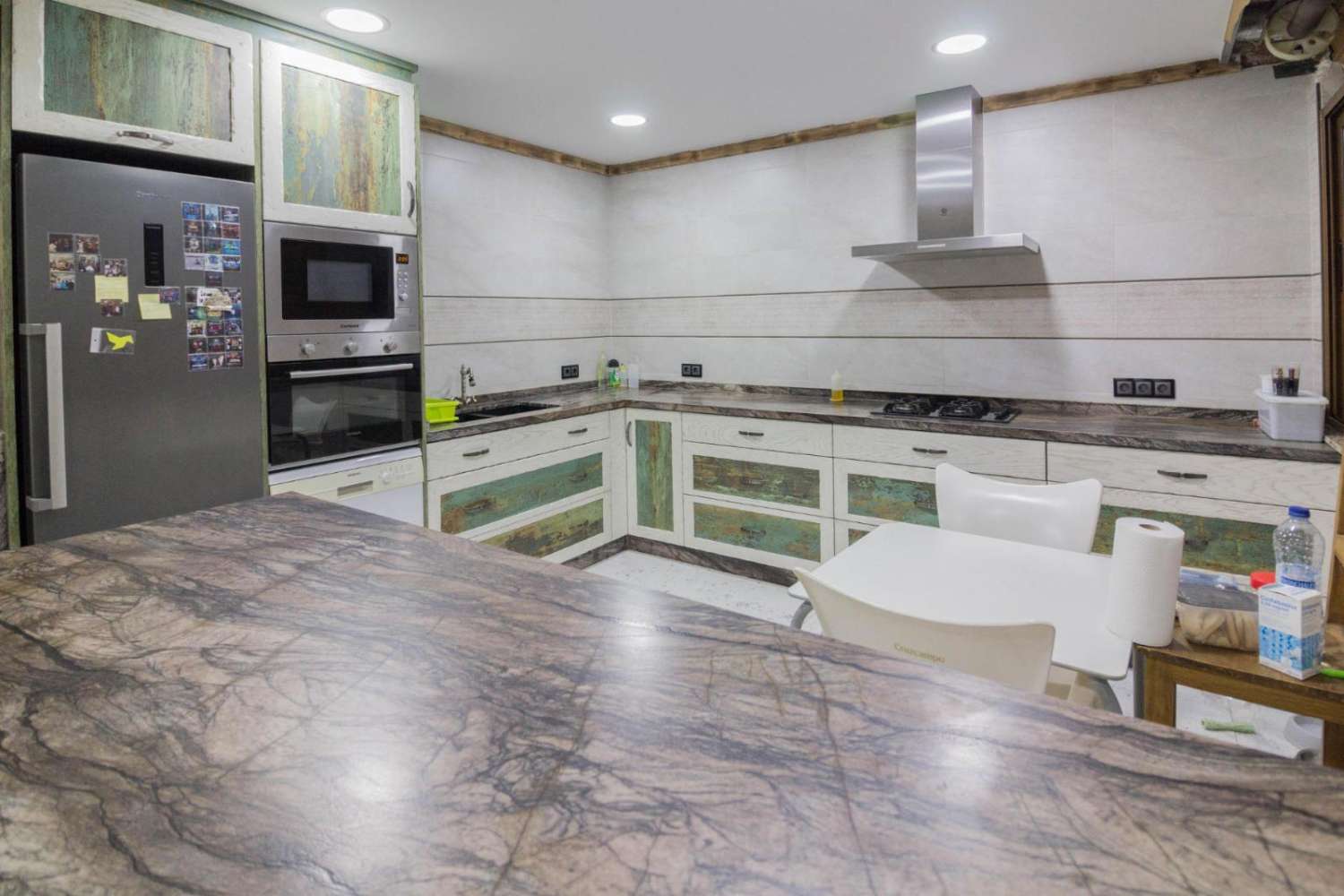 SPECTACULAR DETACHED VILLA OF MORE THAN 330 m² WITH VIEWS OF THE SIERRA DE REDOVÁN