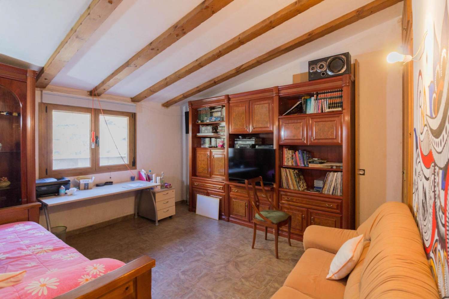 SPECTACULAR DETACHED VILLA OF MORE THAN 330 m² WITH VIEWS OF THE SIERRA DE REDOVÁN