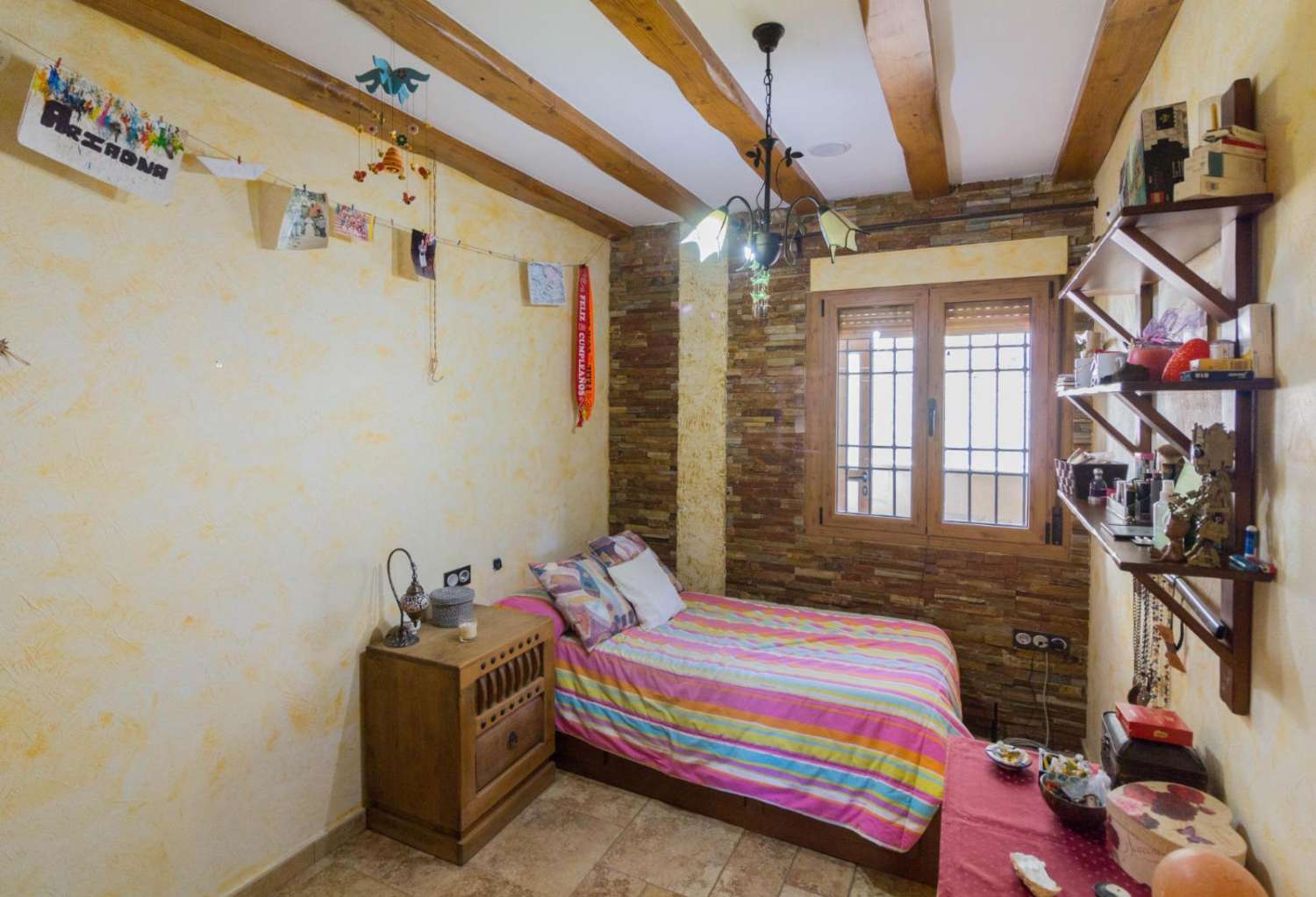 SPECTACULAR DETACHED VILLA OF MORE THAN 330 m² WITH VIEWS OF THE SIERRA DE REDOVÁN