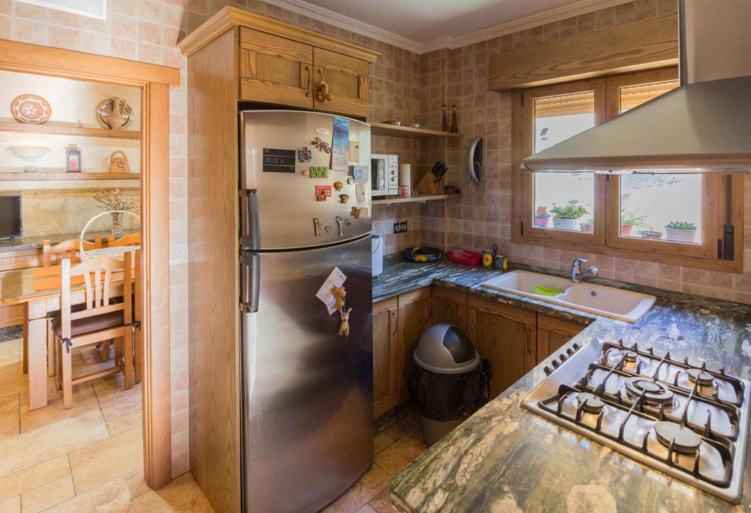 SPECTACULAR DETACHED VILLA OF MORE THAN 330 m² WITH VIEWS OF THE SIERRA DE REDOVÁN