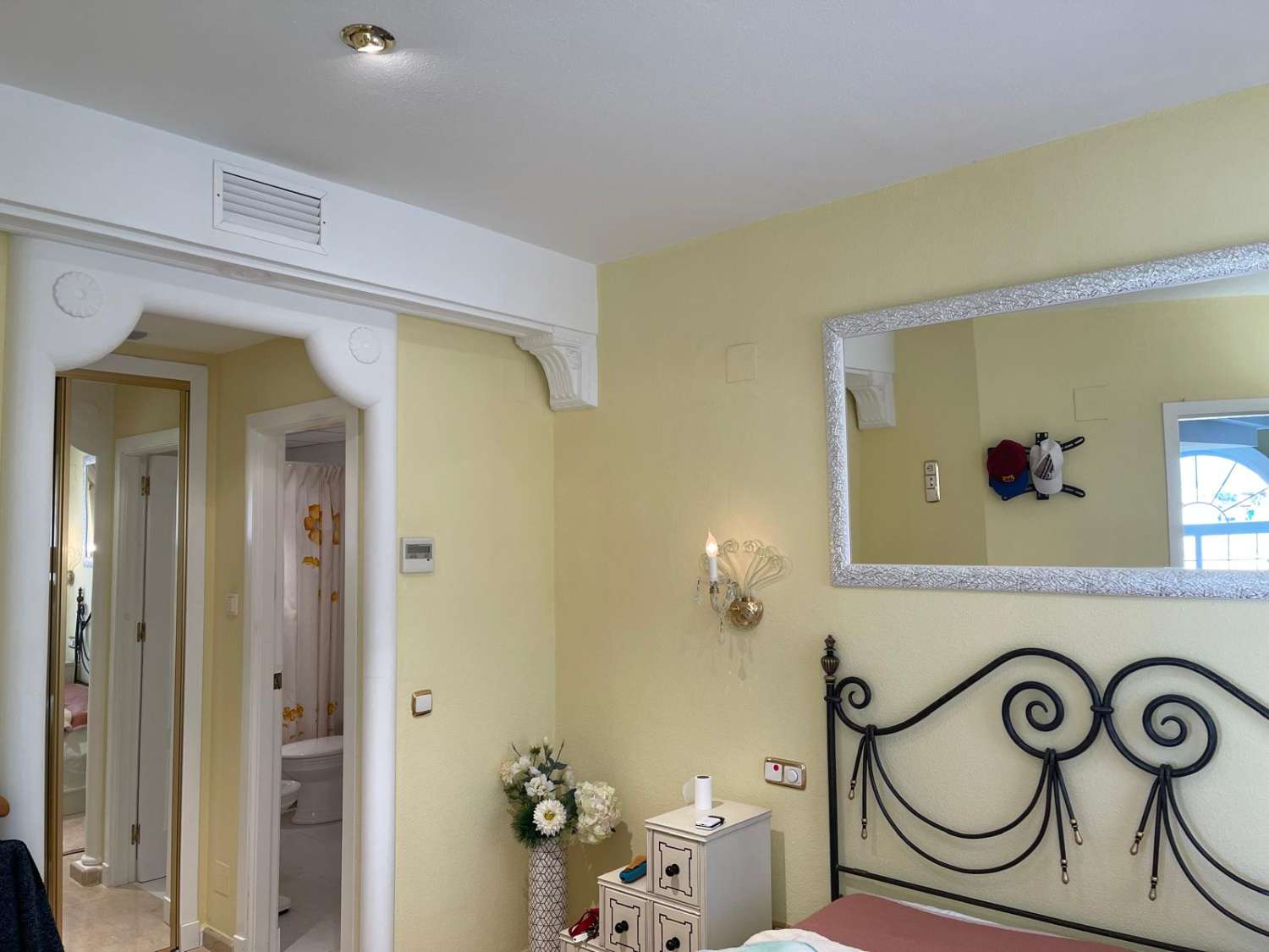 MEZONETOVÝ PENTHOUSE S PĚTI TERASAMI, GARÁŽÍ, PŘIROZENÝM SVĚTLEM A VŠESTRANNÝMI PROSTORY