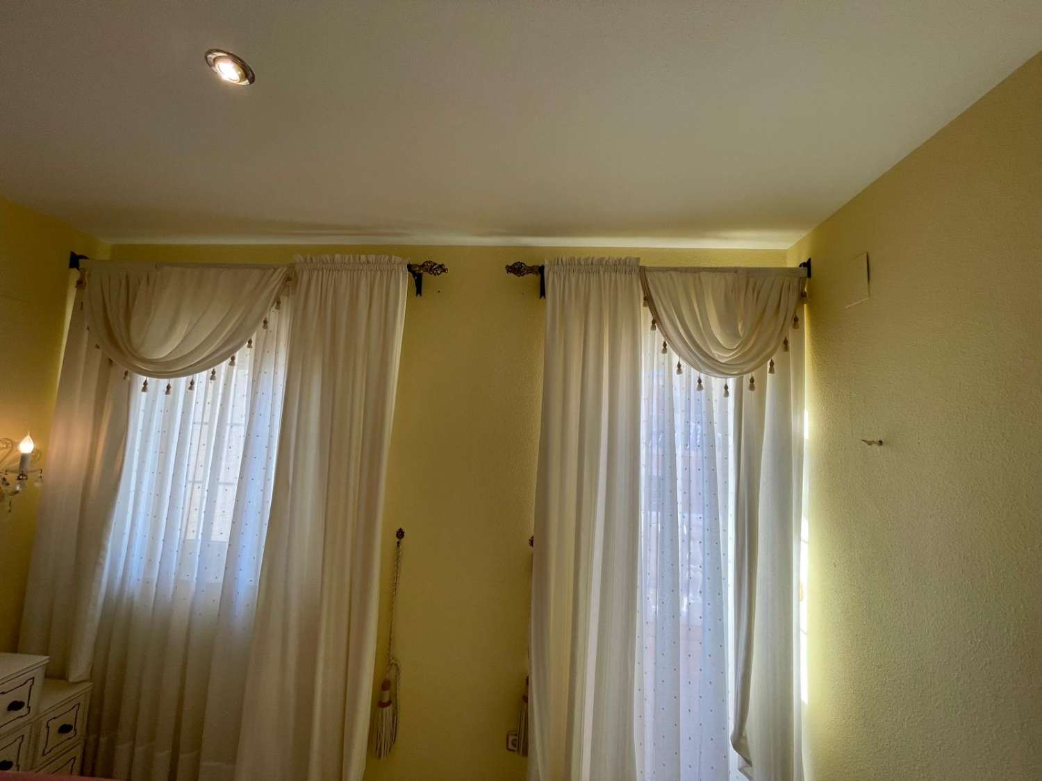 MEZONETOVÝ PENTHOUSE S PĚTI TERASAMI, GARÁŽÍ, PŘIROZENÝM SVĚTLEM A VŠESTRANNÝMI PROSTORY