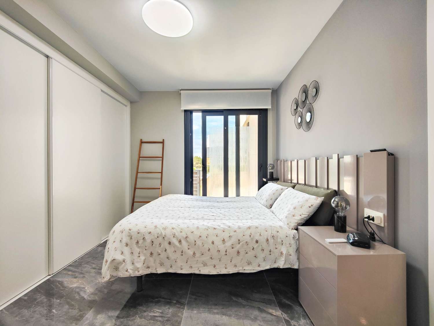 MODERN GROUND FLOOR APARTMENT WITH CORNER TERRACE IN RESIDENCIAL AMANECER VI – ORIHUELA COSTA