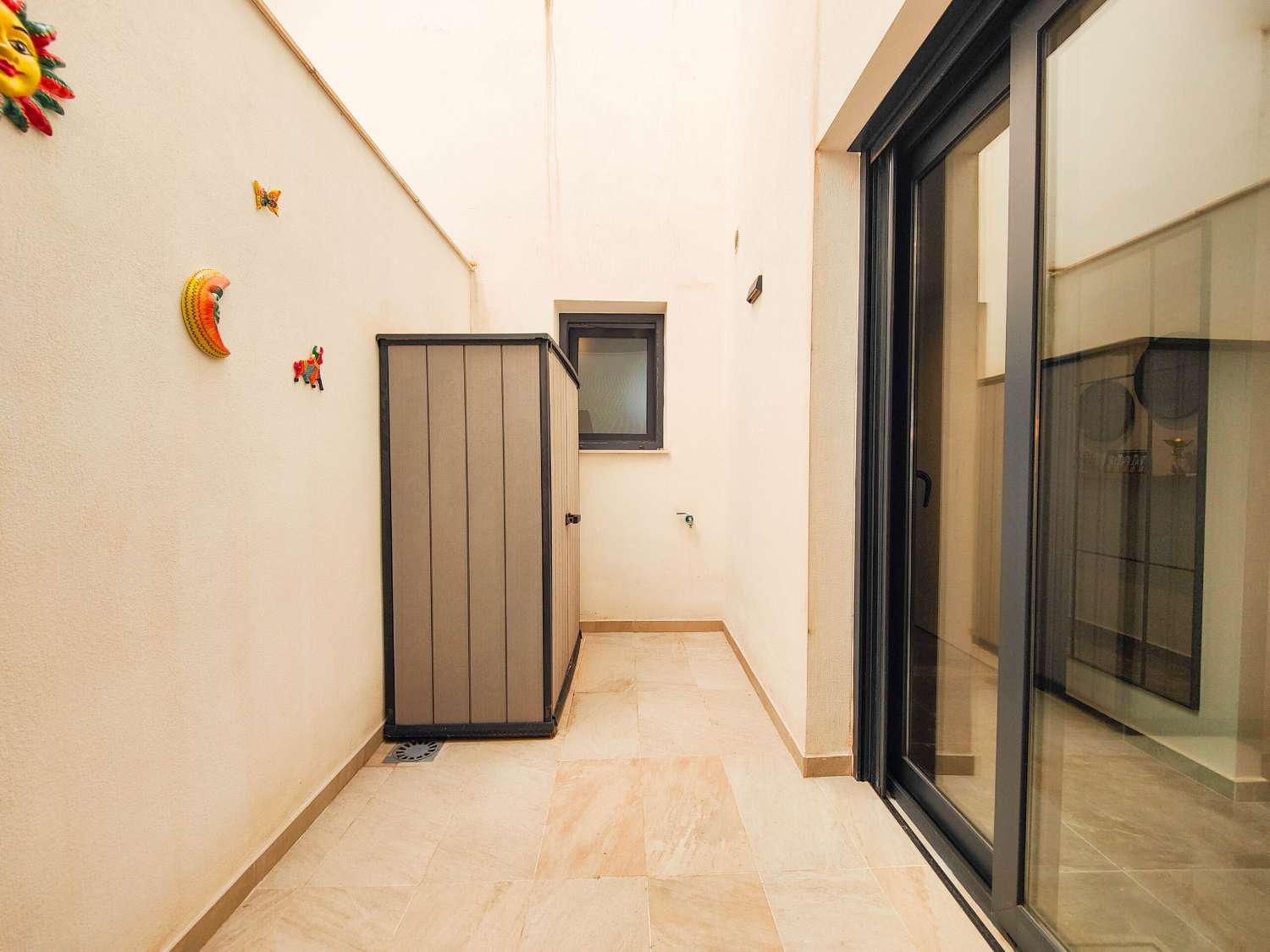 MODERN GROUND FLOOR APARTMENT WITH CORNER TERRACE IN RESIDENCIAL AMANECER VI – ORIHUELA COSTA