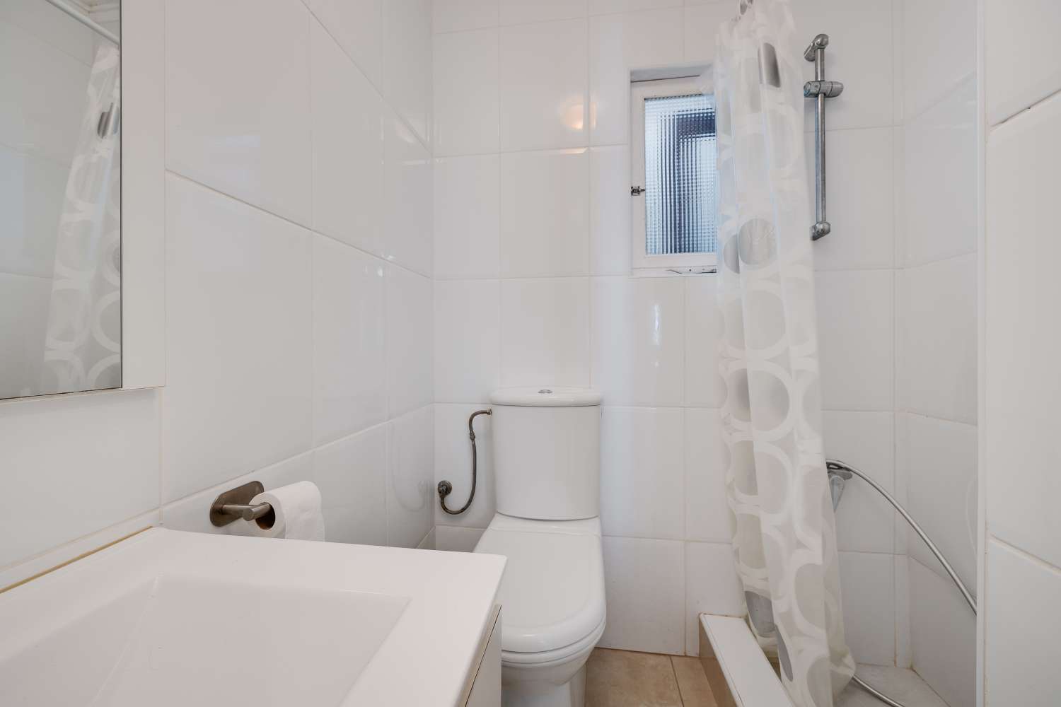 HYGGELIGT RÆKKEHUS MED PRIVAT HAVE I EL CHAPARRAL – TORREVIEJA
