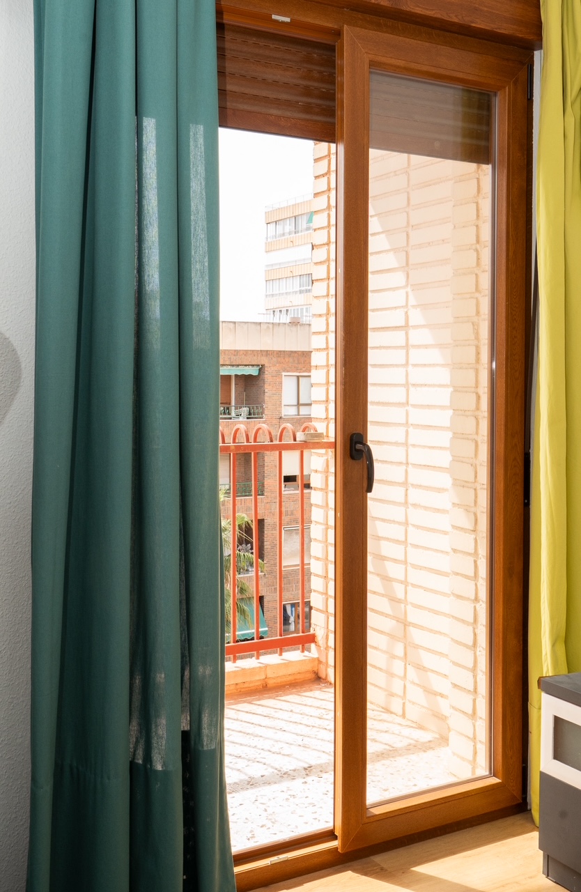 RENOVATED PENTHOUSE WITH SEA VIEWS JUST 150 METERS FROM THE BEACH – ACEQUIÓN AREA, TORREVIEJA