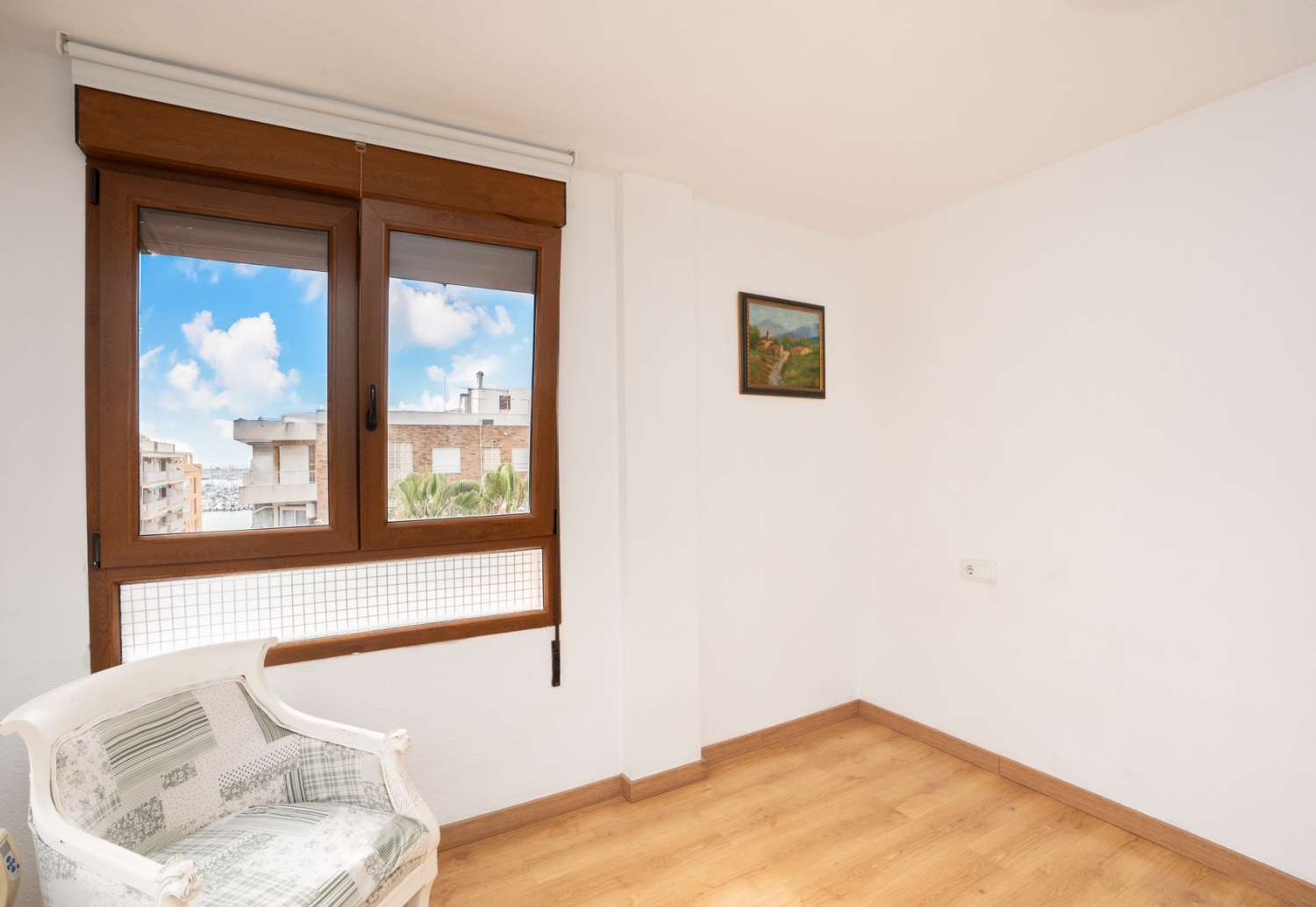RENOVATED PENTHOUSE WITH SEA VIEWS JUST 150 METERS FROM THE BEACH – ACEQUIÓN AREA, TORREVIEJA