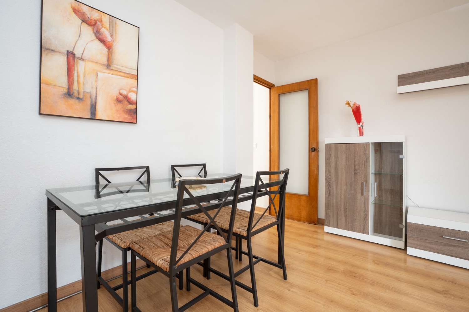 RENOVATED PENTHOUSE WITH SEA VIEWS JUST 150 METERS FROM THE BEACH – ACEQUIÓN AREA, TORREVIEJA