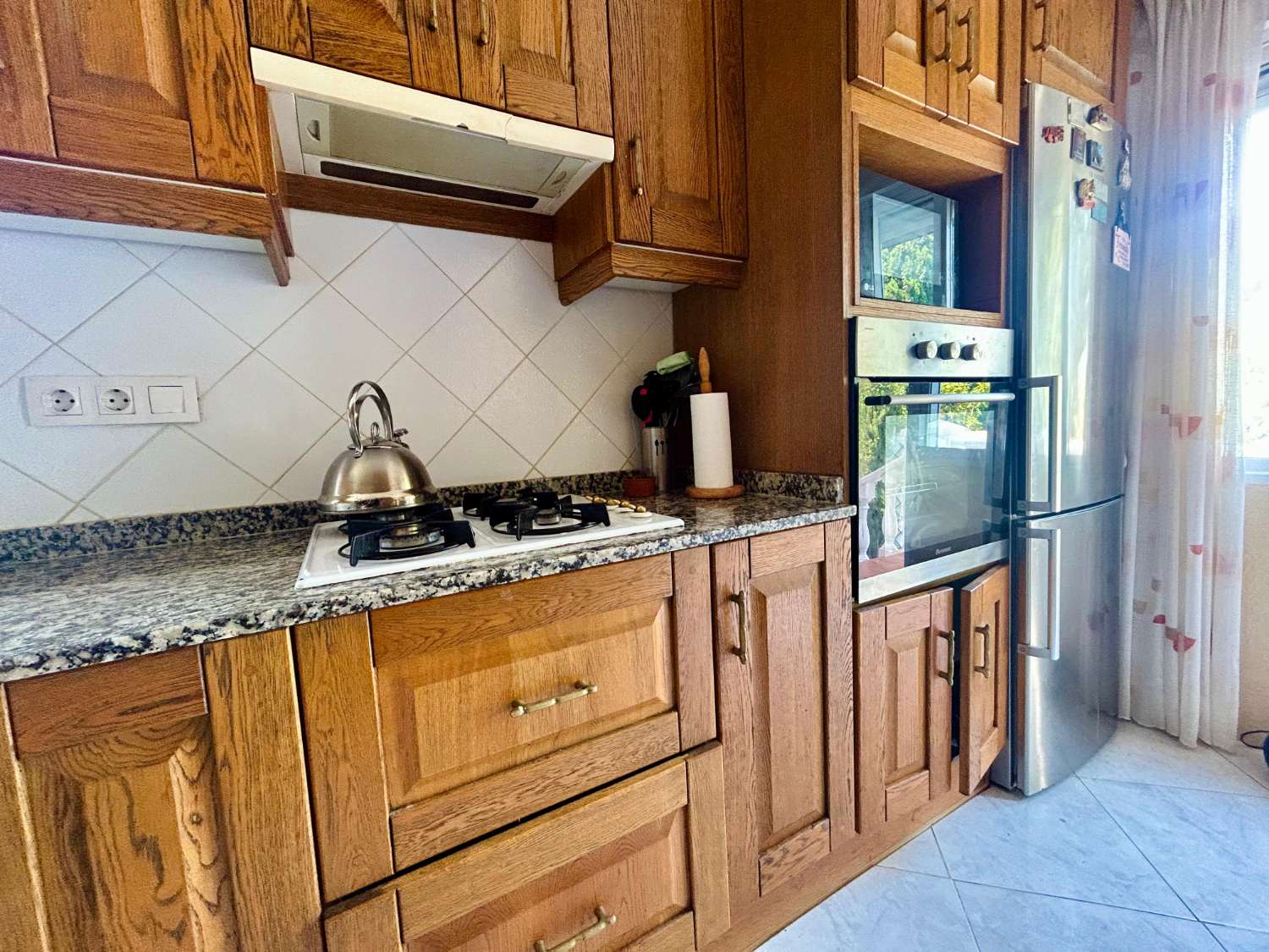 ¡CHALET INDEPENDIENTE CON PISCINA Y GRAN PARCELA EN EL CHAPARRAL, TORREVIEJA!