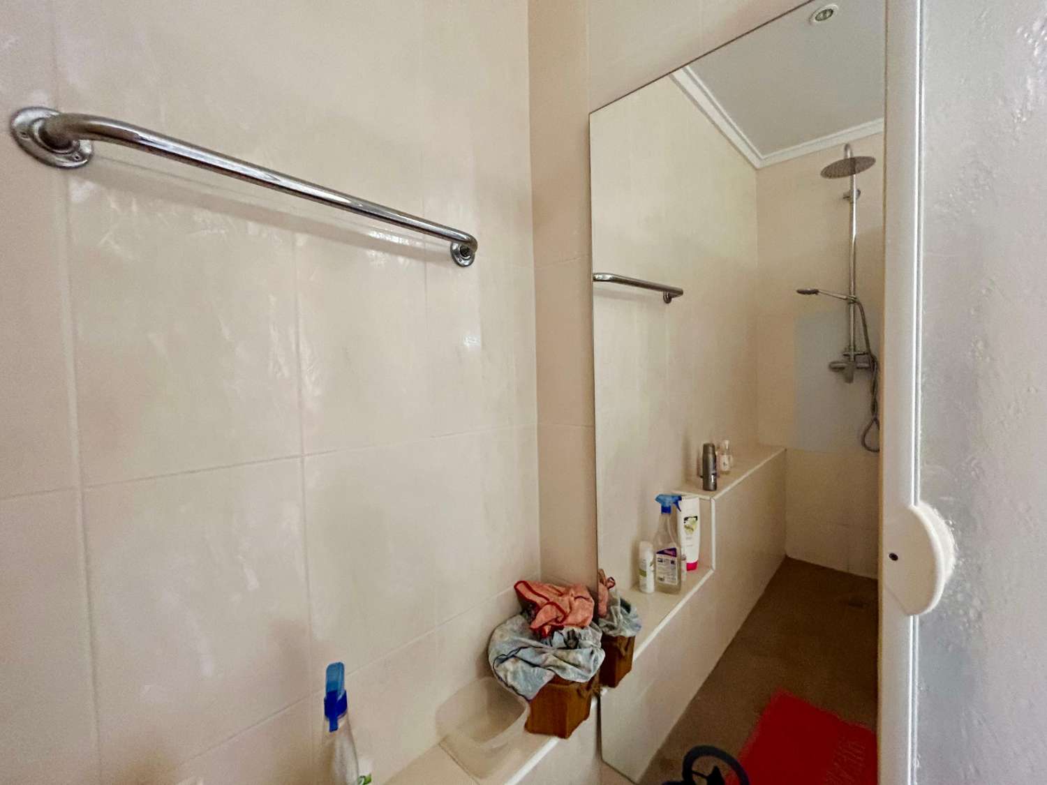 ¡CHALET INDEPENDIENTE CON PISCINA Y GRAN PARCELA EN EL CHAPARRAL, TORREVIEJA!