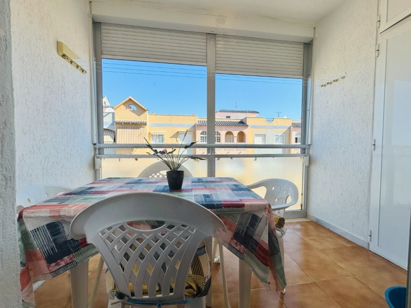 ¡APARTAMENTO A SOLO 150 METROS DE LA PLAYA CON GARAJE Y VISTAS!