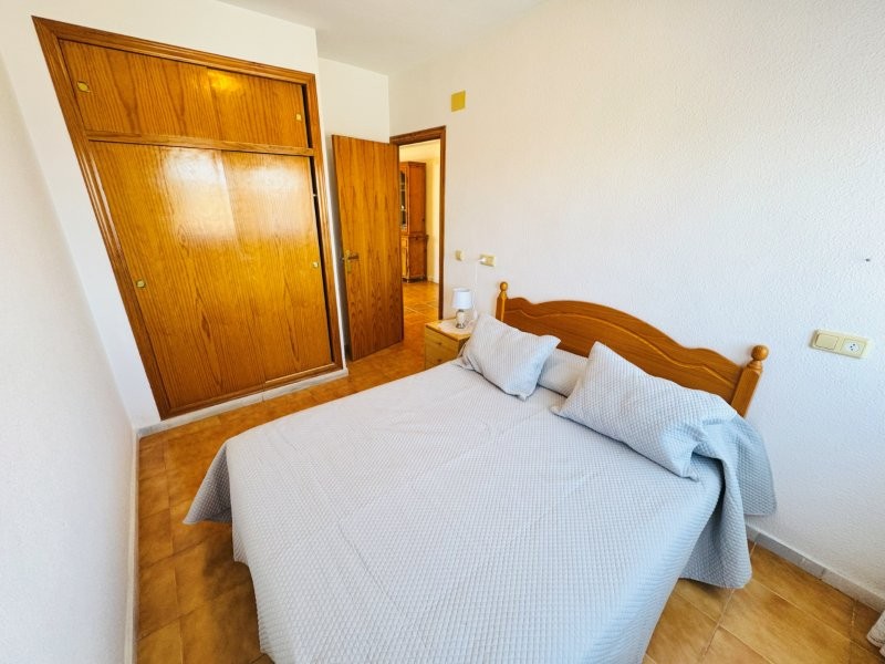 ¡APARTAMENTO A SOLO 150 METROS DE LA PLAYA CON GARAJE Y VISTAS!