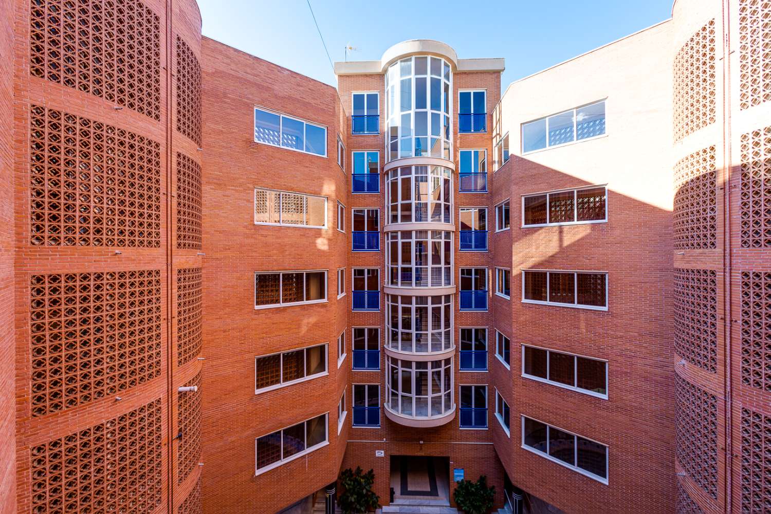 APARTAMENTO RÚSTICO RENOVADO A 150 METROS DE LA PLAYA EN EL ACEQUIÓN