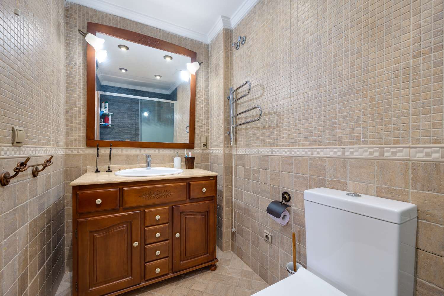 APARTAMENTO RÚSTICO RENOVADO A 150 METROS DE LA PLAYA EN EL ACEQUIÓN