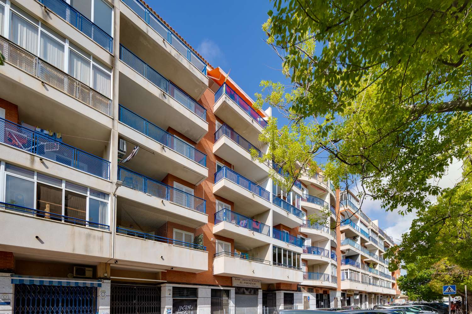 APARTAMENTO RÚSTICO RENOVADO A 150 METROS DE LA PLAYA EN EL ACEQUIÓN