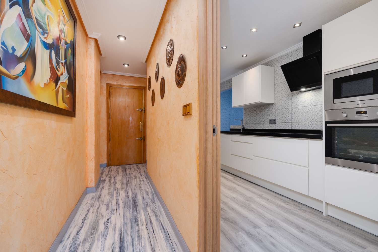 APARTAMENTO RÚSTICO RENOVADO A 150 METROS DE LA PLAYA EN EL ACEQUIÓN