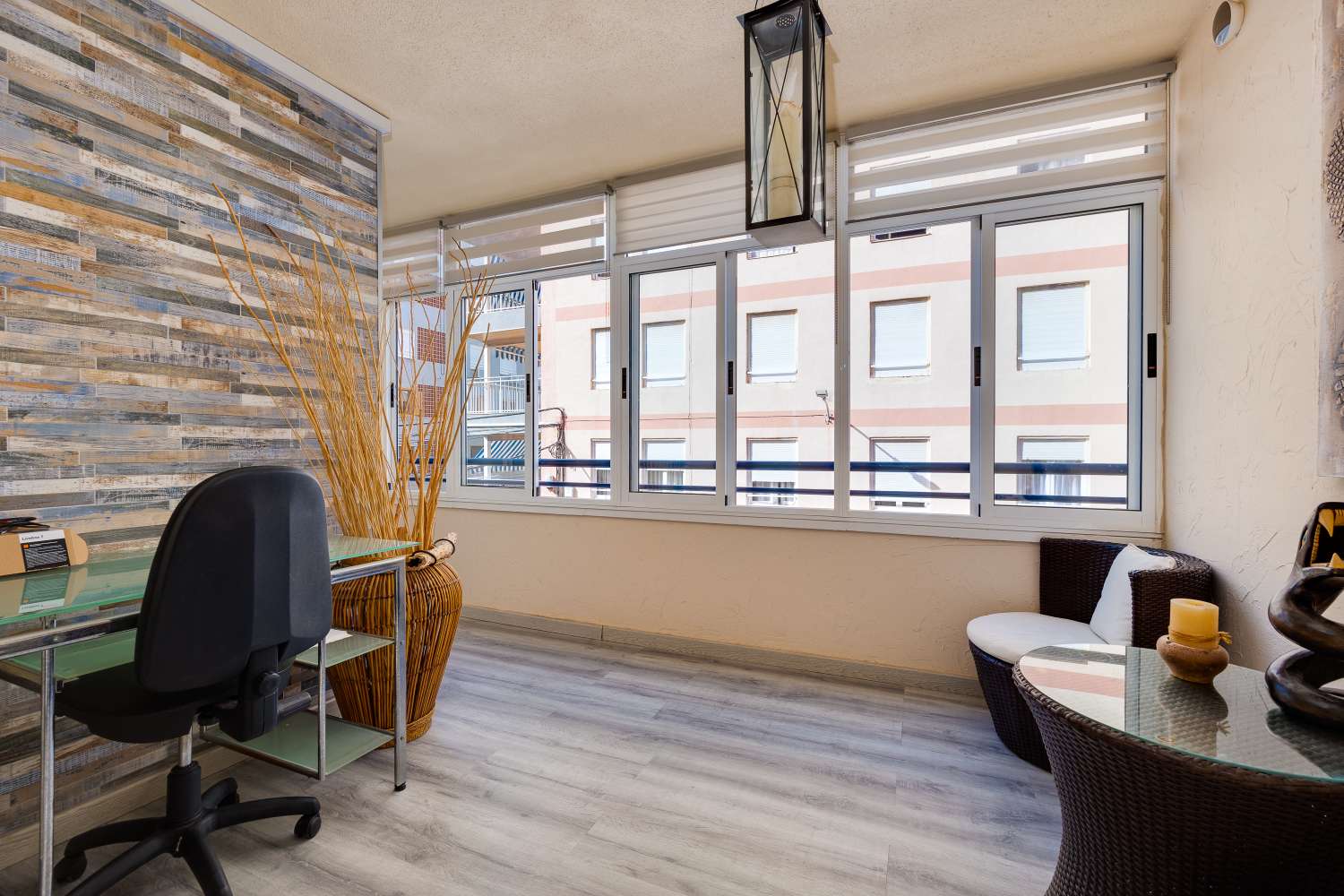 APARTAMENTO RÚSTICO RENOVADO A 150 METROS DE LA PLAYA EN EL ACEQUIÓN