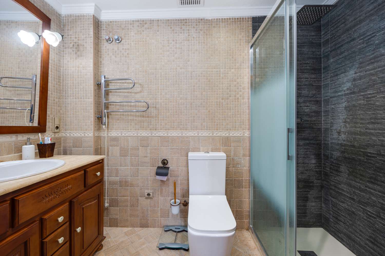 APARTAMENTO RÚSTICO RENOVADO A 150 METROS DE LA PLAYA EN EL ACEQUIÓN