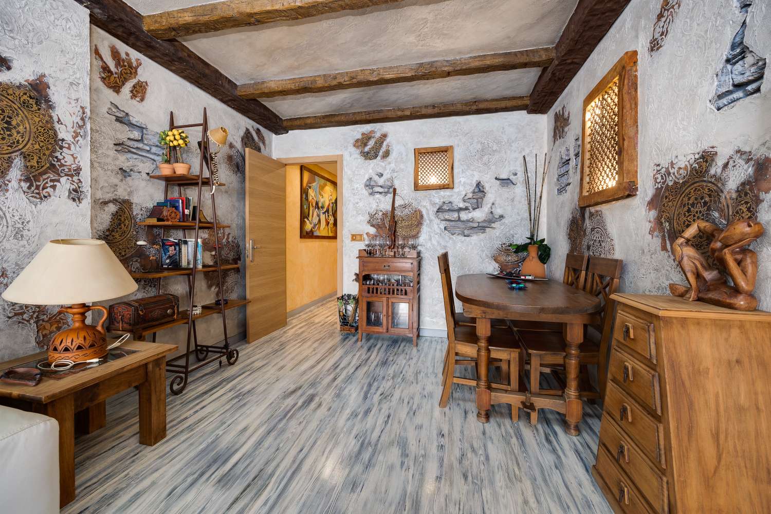 APARTAMENTO RÚSTICO RENOVADO A 150 METROS DE LA PLAYA EN EL ACEQUIÓN