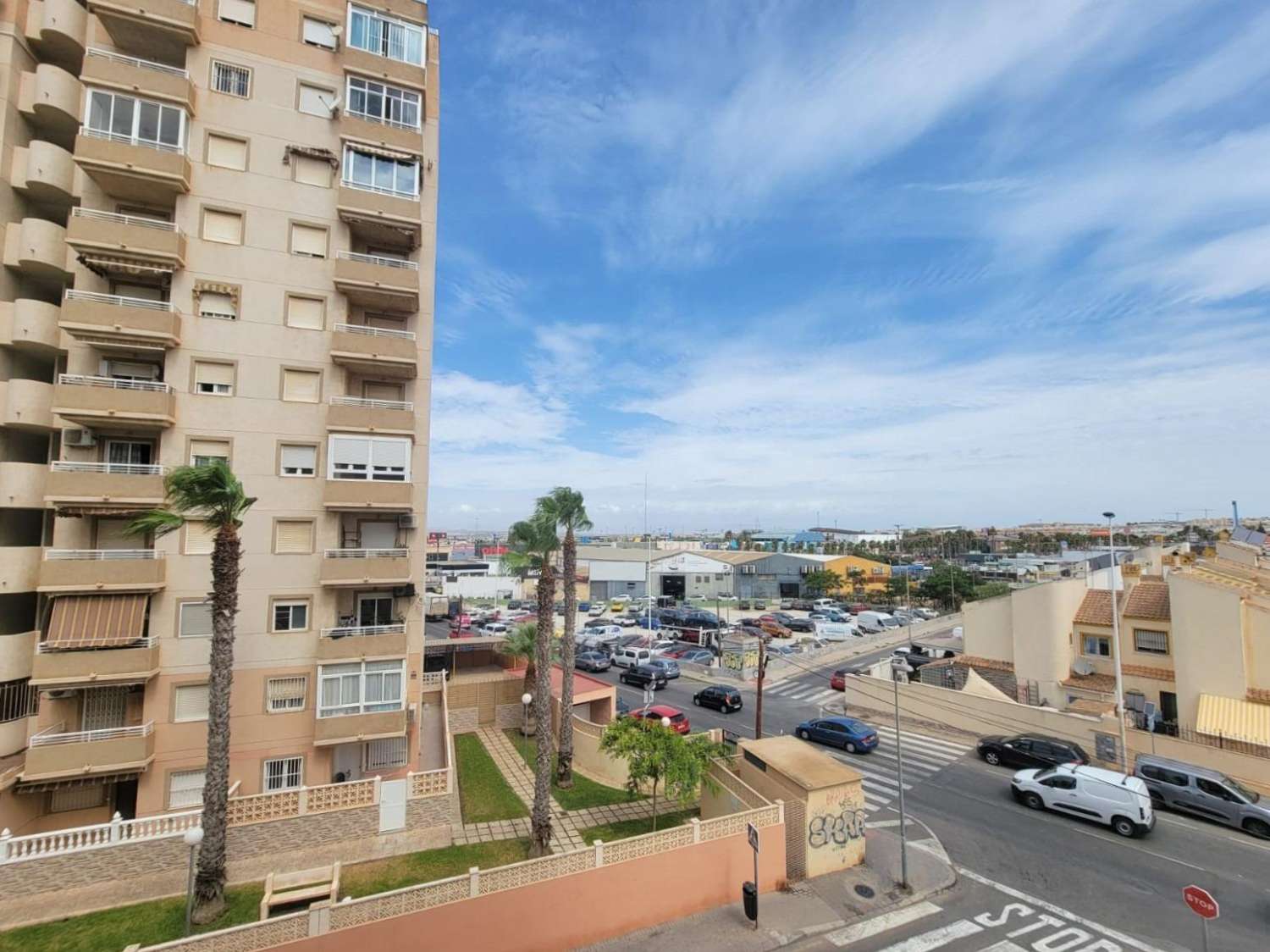 APARTAMENTO EN RESIDENCIAL PRIVADO CON PISCINA EN NUEVA TORREVIEJA