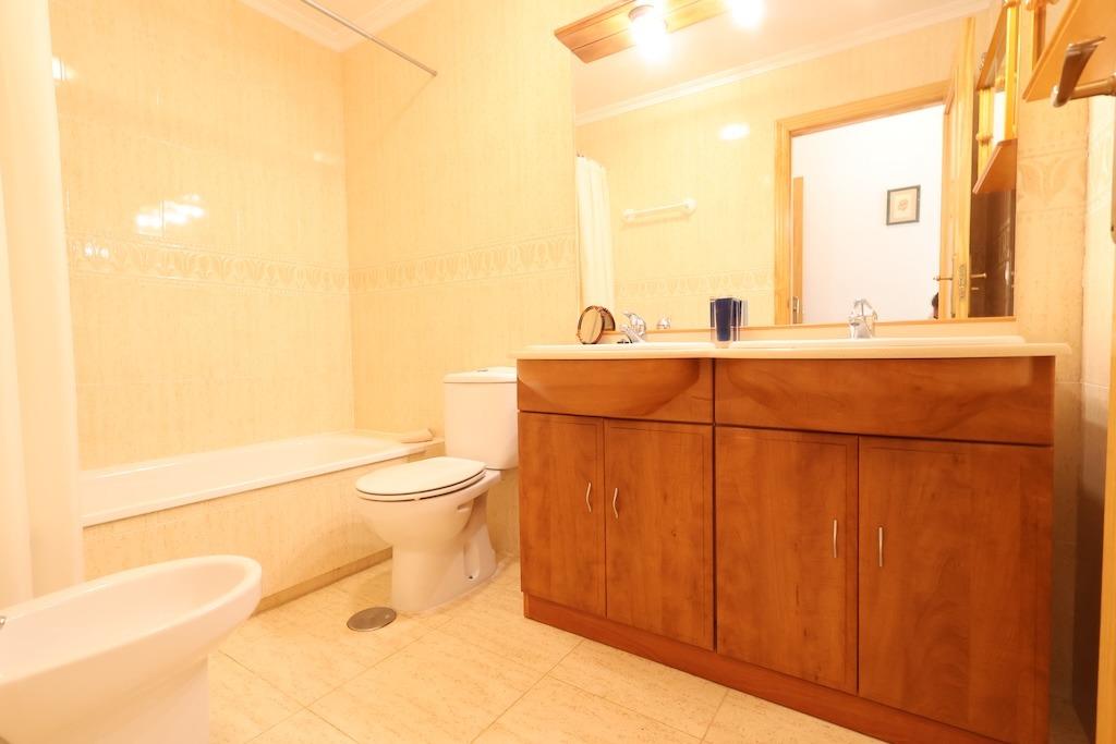 BUNGALOW EN PLANTA BAJA CON JARDÍN PRIVADO EN ZENIA MAR VII FRENTE A ZONA VERDE