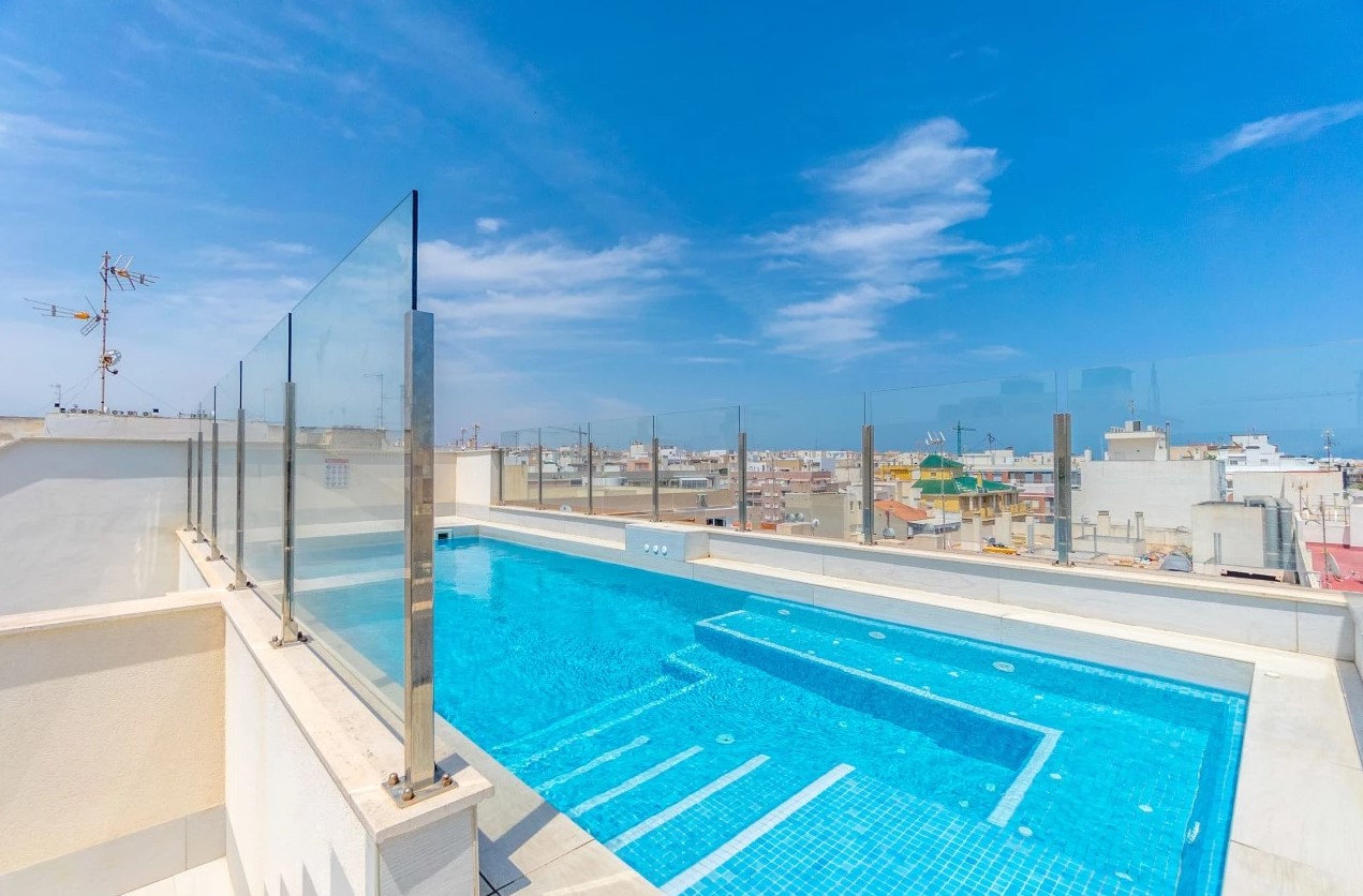EXCELENTE APARTAMENTO A 90 METROS DE LA PLAYA DEL CURA EN TORREVIEJA