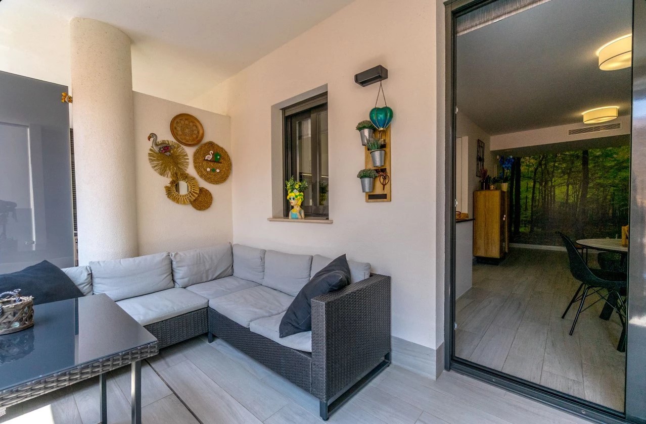 EXCELENTE APARTAMENTO A 90 METROS DE LA PLAYA DEL CURA EN TORREVIEJA