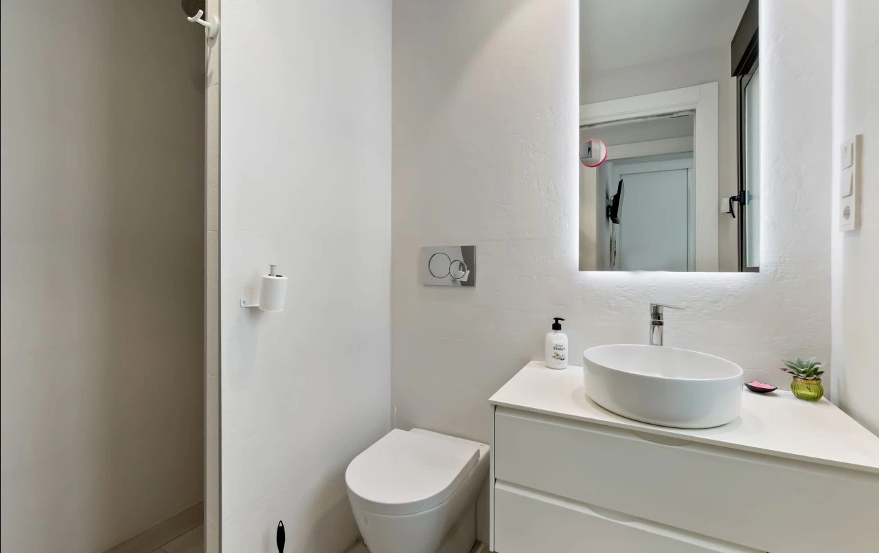 EXCELENTE APARTAMENTO A 90 METROS DE LA PLAYA DEL CURA EN TORREVIEJA