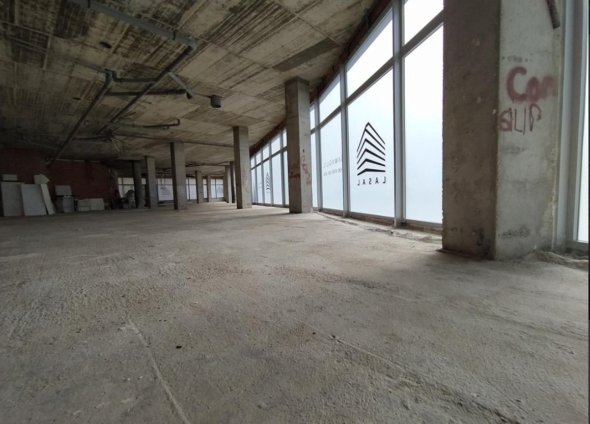 PROPUESTA DE LOCAL COMERCIAL EXCLUSIVO EN PRIMERA LINEA  DEL PASEO MARÍTIMO DE TORREVIEJA