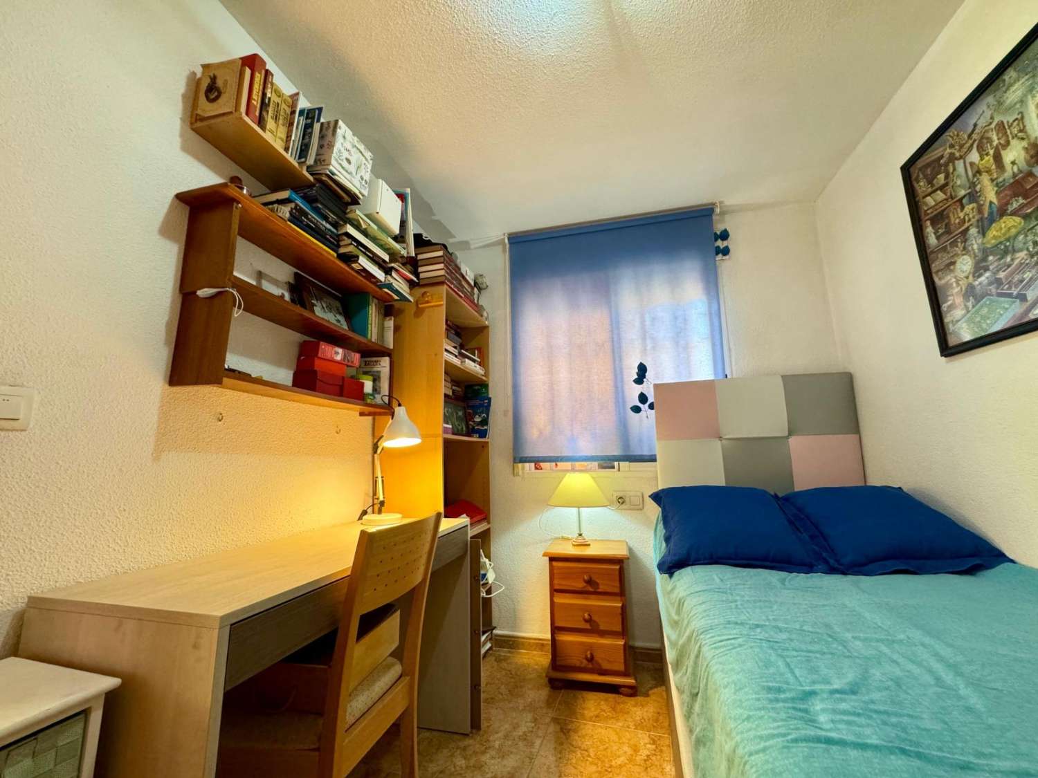 ÁTICO CON GRAN TERRAZA JUNTO AL MAR EN TORREVIEJA