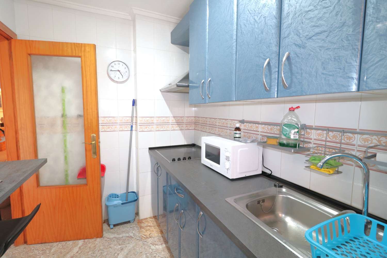 APARTAMENTO DE 2 DORMITORIOS A 200 M DEL MAR EN ACEQUIÓN, TORREVIEJA