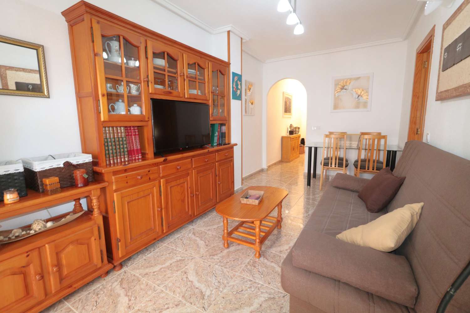 APARTAMENTO DE 2 DORMITORIOS A 200 M DEL MAR EN ACEQUIÓN, TORREVIEJA